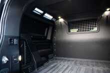 Land Rover Defender 90 D300 MHEV X-Dynamic HSE 