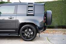 Land Rover Defender 90 D300 MHEV X-Dynamic HSE 