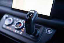 Land Rover Defender 90 D300 MHEV X-Dynamic HSE 