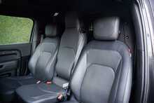 Land Rover Defender 90 D300 MHEV X-Dynamic HSE 