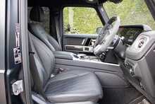 Mercedes-Benz G Class G63 V8 BiTurbo AMG Magno Edition 