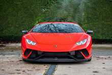 Lamborghini Huracan V10 LP 640-4 Performante 