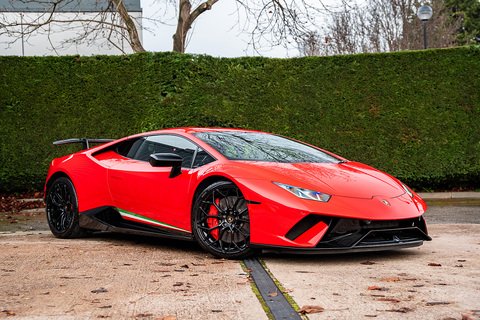 5.2 V10 LP 640-4 Performante Coupe 2dr Petrol LDF 4WD Euro 6 (s/s) (640 ps)