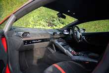 Lamborghini Huracan V10 LP 640-4 Performante 