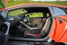 Lamborghini Huracan V10 LP 640-4 Performante 