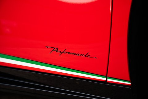 5.2 V10 LP 640-4 Performante Coupe 2dr Petrol LDF 4WD Euro 6 (s/s) (640 ps)