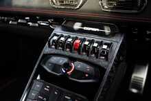 Lamborghini Huracan V10 LP 640-4 Performante 