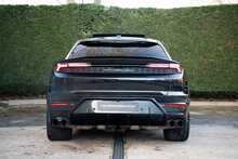 Lamborghini Urus V8 BiTurbo SE 