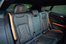 Lamborghini Urus V8 BiTurbo SE 