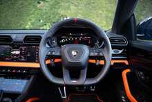 Lamborghini Urus V8 BiTurbo SE 