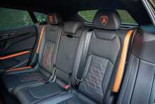 Lamborghini Urus V8 BiTurbo SE 