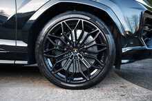 Lamborghini Urus V8 BiTurbo SE 