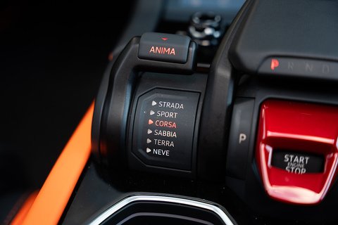 4.0 V8 BiTurbo 25.9kWh SE SUV 5dr Petrol Plug-in Hybrid Auto 4WD Euro 6 (800 ps)