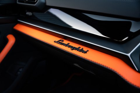 4.0 V8 BiTurbo 25.9kWh SE SUV 5dr Petrol Plug-in Hybrid Auto 4WD Euro 6 (800 ps)