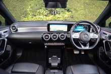 Mercedes-Benz CLA CLA200 AMG Line 