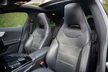 Mercedes-Benz CLA CLA200 AMG Line 