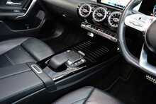 Mercedes-Benz CLA CLA200 AMG Line 