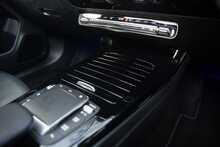 Mercedes-Benz CLA CLA200 AMG Line 