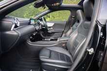 Mercedes-Benz CLA CLA200 AMG Line 