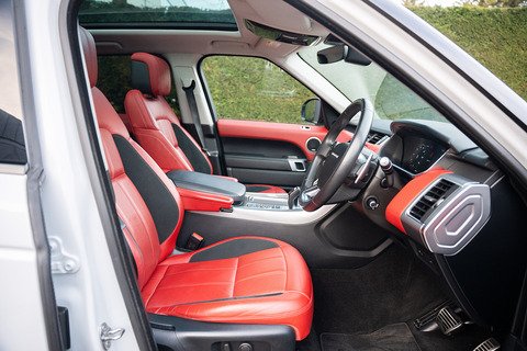 3.0 SD V6 HSE Dynamic SUV 5dr Diesel Auto 4WD Euro 6 (s/s) (306 ps)