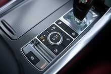 Land Rover Range Rover Sport SD V6 HSE Dynamic 