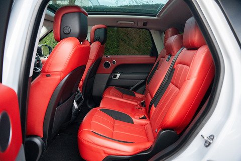 3.0 SD V6 HSE Dynamic SUV 5dr Diesel Auto 4WD Euro 6 (s/s) (306 ps)