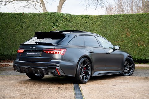 4.0 TFSI V8 Performance Carbon Vorsprung Estate 5dr Petrol Tiptronic quattro Euro 6 (s/s) (630 ps)