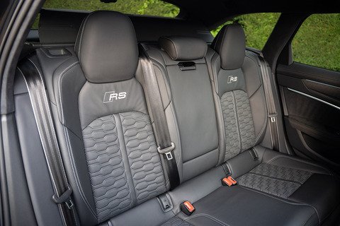 4.0 TFSI V8 Performance Carbon Vorsprung Estate 5dr Petrol Tiptronic quattro Euro 6 (s/s) (630 ps)