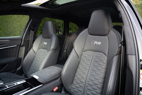 4.0 TFSI V8 Performance Carbon Vorsprung Estate 5dr Petrol Tiptronic quattro Euro 6 (s/s) (630 ps)