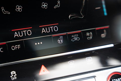 4.0 TFSI V8 Performance Carbon Vorsprung Estate 5dr Petrol Tiptronic quattro Euro 6 (s/s) (630 ps)