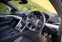 Lamborghini Urus V8 BiTurbo 