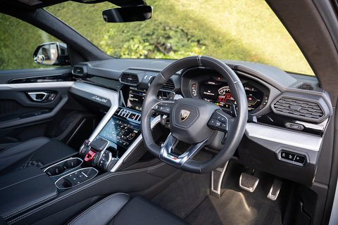 4.0 V8 BiTurbo SUV 5dr Petrol Auto 4WD Euro 6 (650 ps)