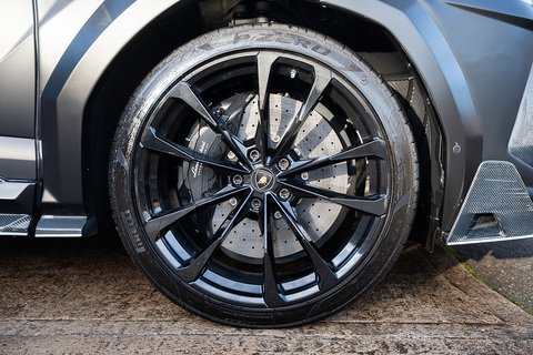 4.0 V8 BiTurbo SUV 5dr Petrol Auto 4WD Euro 6 (650 ps)