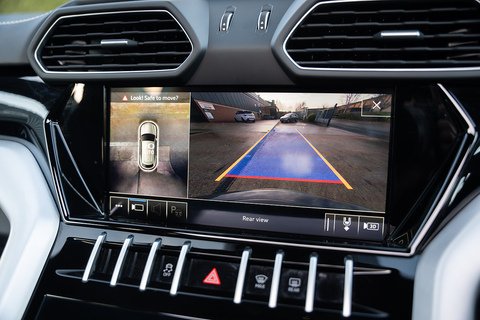 4.0 V8 BiTurbo SUV 5dr Petrol Auto 4WD Euro 6 (650 ps)