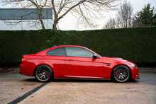BMW M3 iV8 