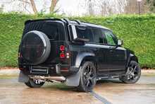 Land Rover Defender 110 D350 MHEV X-Dynamic SE 