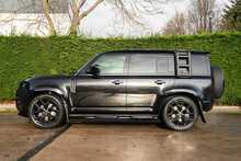 Land Rover Defender 110 D350 MHEV X-Dynamic SE 