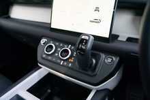 Land Rover Defender 110 D350 MHEV X-Dynamic SE 