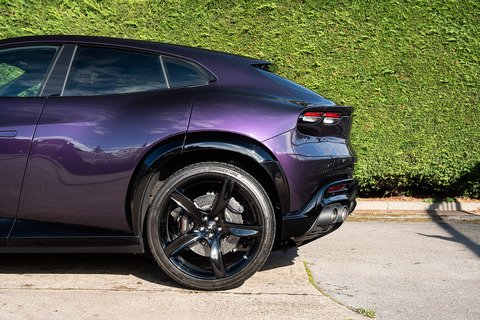 6.5 V12 SUV 4dr Petrol F1 DCT 4WD Euro 6 (s/s) (725 ps)