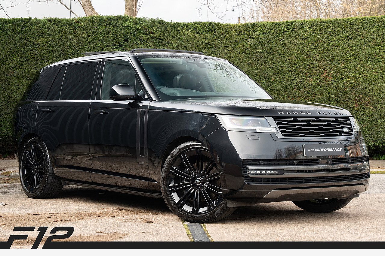 Land Rover 3.0 D350 MHEV Autobiography SUV 5dr Diesel Auto 4WD Euro 6 (s/s) (LWB, 7Seat) (350 ps)
