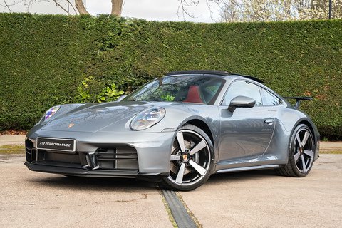 3.0T 992 Carrera Coupe 2dr Petrol PDK Euro 6 (s/s) (394 ps)