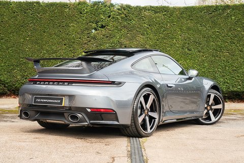 3.0T 992 Carrera Coupe 2dr Petrol PDK Euro 6 (s/s) (394 ps)