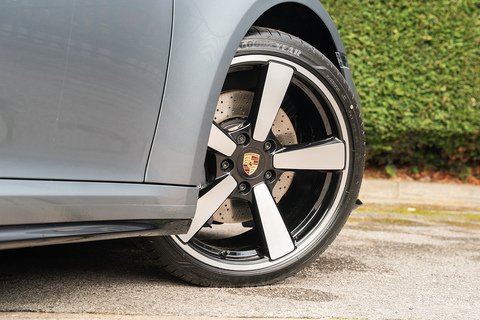 3.0T 992 Carrera Coupe 2dr Petrol PDK Euro 6 (s/s) (394 ps)