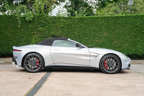 4.0 V8 Roadster 2dr Petrol Auto Euro 6 (510 ps)