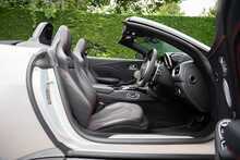 Aston Martin Vantage V8 