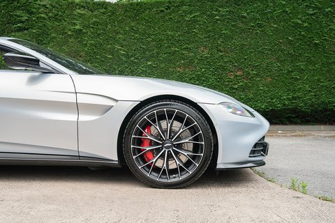 4.0 V8 Roadster 2dr Petrol Auto Euro 6 (510 ps)