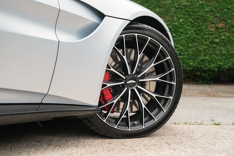 4.0 V8 Roadster 2dr Petrol Auto Euro 6 (510 ps)