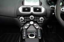 Aston Martin Vantage V8 