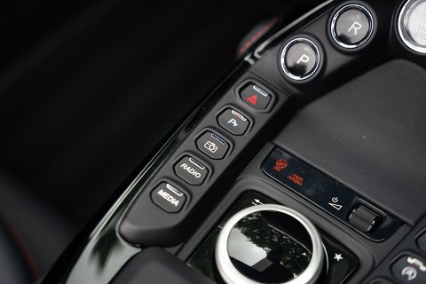 4.0 V8 Roadster 2dr Petrol Auto Euro 6 (510 ps)