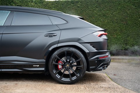 4.0 V8 BiTurbo S SUV 5dr Petrol Auto 4WD Euro 6 (666 ps)